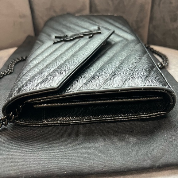 Sold- Yves Saint Laurent Cassandre envelope flap crossbody - Picture 4 of 10